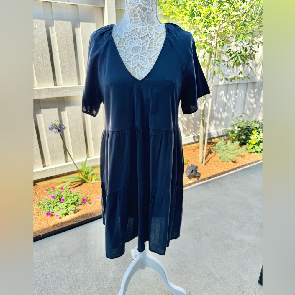 Old Navy Tierd Short Sleeve Deep V Dress M